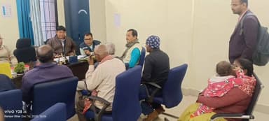 चानन: चानन सामुदायिक स्वास्थ्य केंद्र में पोलियो अभियान के पहले दिन हुई इवनिंग ब्रीफिंग बैठक