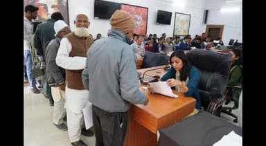 धनोरा: तहसील विभाग का कारनामा: नक्शा सुधार कार्य के लिए ग्रामीण पहुंचा जनसुनवाई में