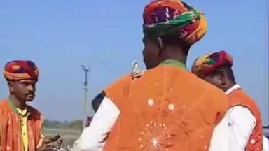 सज्जनगढ़: कसारवाड़ी थाना अधिकारी का ढोल-नगाड़े के साथ किया विदाई समारोह, नए थानाधिकारी का किया स्वागत