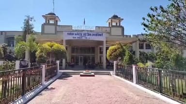 नटेरन: चक्क विलास में फसल बीमा पाठशाला का आयोजन, कृषकों को दी जानकारी