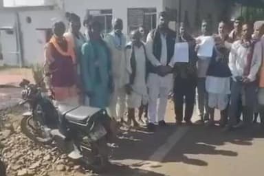 सुठालिया: पारसाना के ग्रामीणों ने कलेक्टर को दिया ज्ञापन, कहा- जंगली जानवर फसल उजाड़ रहे, उचित प्रबंध हो