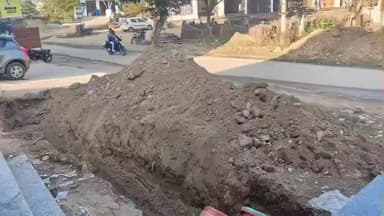 कोटड़ा: झाड़ोल सती चौराहा से पेट्रोल पंप तक नाली निर्माण शुरू, कीचड़ से मिलेगी राहत