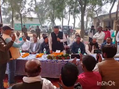 खरौंधी: विधायक अनंत प्रताप देव ने खरौंधी में दो धान क्रय केंद्रों का उद्घाटन किया