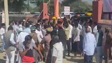 चौहटन: चौहटन में मानवेंद्र सिंह की सरहद समृद्धि यात्रा का धूमधाम से स्वागत, बॉर्डर के लिए यात्रा रवाना