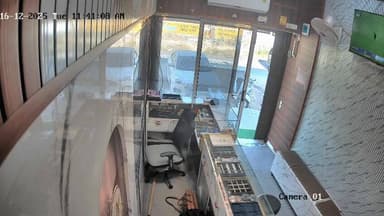 #जालौर जिले के भीनमाल में दिनदहाड़े लूट की कोशिश, ज्वैलरी शॉप में घुसकर युवक पर तानी पिस्तौल..see more
भीनमाल के करड़ा...