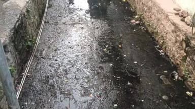 पूर्णागिरि: सूचना मिलते ही जिलाधिकारी ने दिए त्वरित निर्देश, बनबसा मुख्य बाजार का नाला किया साफ