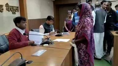 बैतूल: प्रधानमंत्री आवास के नाम पर निजी भूमि नापने का आरोप, पीड़िता ने गोराखार गांव में प्रशासन से कार्रवाई की मांग की