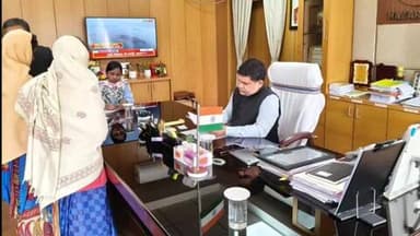 हज़ारीबाग: उपायुक्त के जनता दरबार में आमजनों की समस्याओं का त्वरित समाधान किया गया