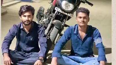 ચાણસ્મા: છમીસા ગામેથી એક વર્ષ અગાઉ ચોરાયેલ મોટરસાયકલ સાથે બે ઇસમનોને ચાણસ્મા સર્કલ ઉપરથી ઝડપી પાડવામાં આવ્યા