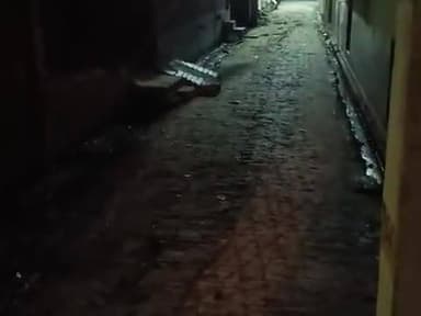 Andhari Raat me mat jao kro Sanam aapko dhokar lg jayegi