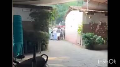 താമരശ്ശേരി: പുതുപ്പാടിയിൽ ഇടത് സ്ഥാനാർത്ഥിയുടെ ബന്ധുവിന്റെ വീടിന് നേരെ സ്ഫോടകവസ്തു എറിഞ്ഞതിൽ 9 പേർക്കെതിരേ ജാമ്യമില്ലാ കേസ്