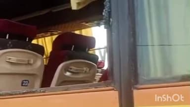 धरमपुरी: रानी रूपमती कॉलेज के सामने ट्राले ने यात्री बस को मारी टक्कर, कोई जनहानि नहीं, बस क्षतिग्रस्त