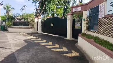 அன்னூர்: தெலுங்கு பாளையத்தில் தனியார் தொழிற்சாலை திடீரென மூடப்பட்டதால் தொழிலாளர்கள் போராட்டம்