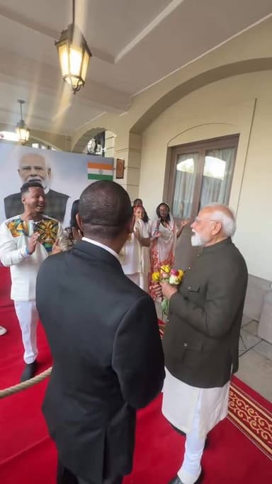 अदीस अबाबा में भारतीय प्रतिनिधिमंडल का भव्य स्वागत, भारतीय गीत-संगीत की गूंज—पीएम अबिय अहमद अली बोले: भारत की संस्कृति औ...