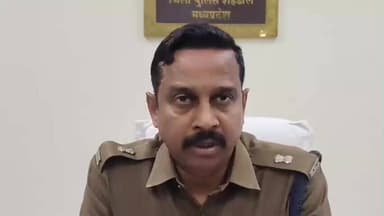 सोहागपुर: बाणगंगा रोड स्थित एसएस पार्सल गोदाम में लगी आग, एडिशनल एसपी ने दी जानकारी