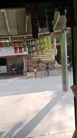 ye madheli gawo ka video hai dimia panchayat