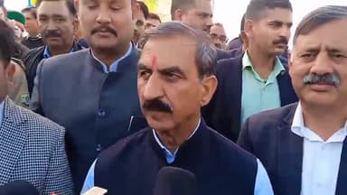 घुमारवीं: हिमाचल प्रदेश के मुख्यमंत्री सुखविंदर सिंह सुक्खू बिलासपुर जिले के एक दिवसीय दौरे पर पहुंचे, जहाँ उन्होंने