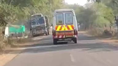 महाराजपुर: महाराजपुर के कुशमा में घर के बाहर खेल रहे मासूम को एंबुलेंस ने कुचला, मौके पर हुई मौत