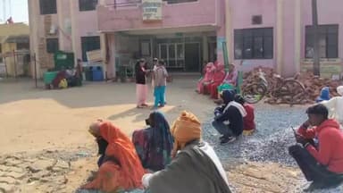 मड़िहान: मड़िहान थाना क्षेत्र के ददरा पहाड़ी में खेलते वक्त 5 महीने का बच्चा आग में गिरकर झुलसा, इलाज के दौरान किया गया रेफर