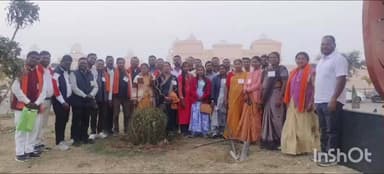 केशकाल: केशकाल विधानसभा से 150 कार्यकर्ताओं ने विधायक के नेतृत्व में नवीन विधानसभा के शीतकालीन सत्र की कार्यवाही को देखने पहुंचे