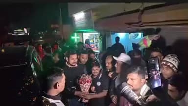 ডায়মন্ডহারবার ২: ডায়মন্ড হারবার পঞ্চগ্রাম মোড়ে চায়ের চুমুকে উন্নয়নের গল্পের আয়োজন উপস্থিত ডায়মন্ড হারবার বিধানসভার পর্যবেক্ষক।