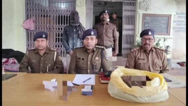 भगवानपुर हाट: महाराजगंज: पुलिस ने टॉप 10 अपराधी कंचन सिंह को किया गिरफ्तार