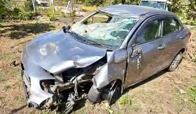 तामिया: रेनीखेड़ा में तेज रफ्तार कार ने दूसरी कार को मारी टक्कर, पेड़ से टकराई, एक की मौत, 4 घायल, मामला दर्ज