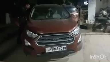 हसपुरा: हसपुरा पुलिस ने वाहन चेकिंग के दौरान कार से 183 बोतल अंग्रेजी शराब पकड़ी, धंधेबाज फरार