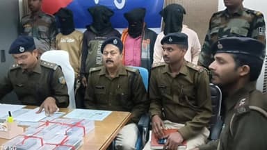 कर्माटांड /विद्यासागर: कठबरारी-रांगामटिया सड़क किनारे छापेमारी, 4 साइबर ठग 8 मोबाइल व 13 फर्जी सिम के साथ गिरफ्तार