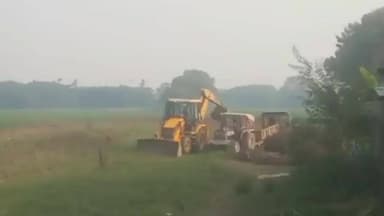 साहेबपुर कमाल: साहेबपुरकमाल थाना क्षेत्र में खुलेआम हो रहा अवैध खनन