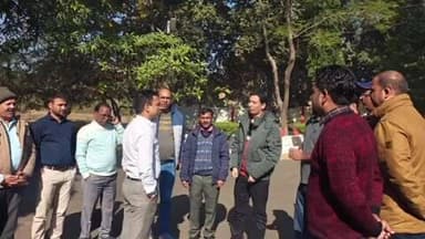 तेंदूखेड़ा: सचिवालय प्रशिक्षण कार्यक्रम के तहत 12 सदस्यीय दल ने जनपद पंचायत तेंदूखेड़ा का भ्रमण किया