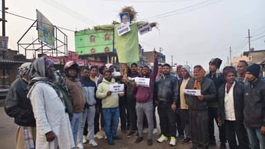 बिहार से उठी विवाद की चिंगारी अब झारखंड के मांडर तक पहुँच गई है। पटना में मुख्यमंत्री नीतीश कुमार द्वारा एक महिला आयुष