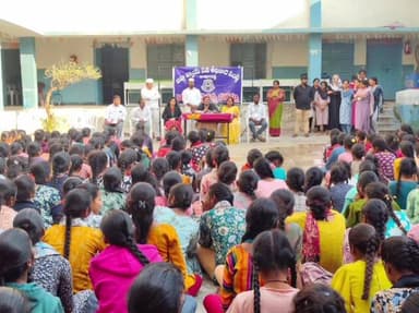 ఎల్లారెడ్డి: కేజీబీవీ కస్తూర్బా గాంధీ స్కూల్ ని తనిఖీ, చట్టాలపై పిల్లలకు అవగాహన : జిల్లా న్యాయ సేవాధికార సంస్థ కార్యదర్శి నాగరాణి