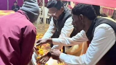 अर्जुनी मोरगाव: चान्ना बाक्टी येथे मराठी लावणीच्या उद्घाटनाप्रसंगी जिल्हा परिषद अध्यक्ष लायकराम भेंडारकर यांनी दर्शविली उपस्थिती