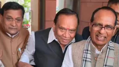 चौरई: किसानों की समस्याओं को लेकर चौरई के पूर्व विधायक ने दिल्ली में केंद्रीय कृषि मंत्री से की मुलाकात