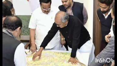 चाचौड़ा: पार्वती कालीसिंध चंबल लिंक परियोजना पर सीएम दिग्विजय सिंह ने चाचौड़ा के नेताओं संग केंद्रीय जलशक्ति मंत्री से की भेंट