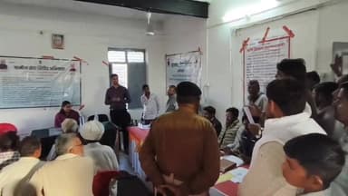 पीपराली में जिला कलेक्टर टीना डाबी के समक्ष रालोपा नेता ताजाराम सियाग ने किसानों की पीड़ा—आदान अनुदान, बीमा क्लेम व जंगल...