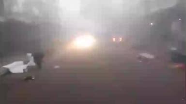 एकंगरसराय: @#सुबह से ही घने कोहरे के कारण यातायात पर असर देखा गया कई गाड़ियां रेवती हुई देखी गई