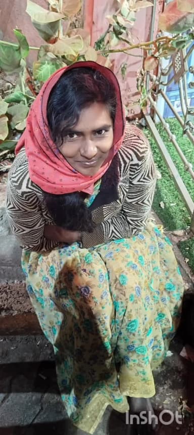 मंगरूळपीर: महिला आढळून आली आहे.कोणाच्या ओळखीची असेल तर संपर्क करा. विनंती 🙏