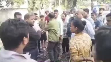 ପାରାଦୀପ ଲକ୍: ପାରାଦ୍ୱୀପ ବଡ଼ ପଡିଆ ମାର୍କେଟ ରେ ଚୋରି କରୁଥିବା ସମୟରେ ଚୋରକୁ କାବୁ କରିଥିବା ର ଭିଡ଼ିଓ ଏବେ ସୋସିଆଲ ମିଡିଆରେ ଭାଇରାଲ