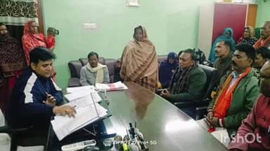 बखरी: बखरी के बहोरचक में गरीबों को ज़मीन से जबरन बेदखल किया जा रहा, लोजपा नेता के नेतृत्व में पीड़ितों ने SDO को दिया ज्ञापन