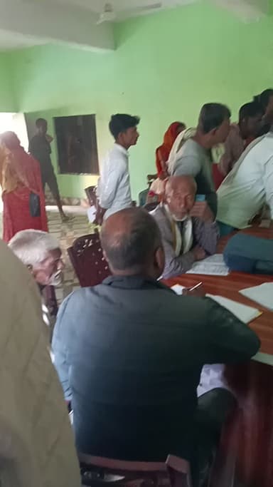 किसान का केवाईसी हो रहा है यह सुखासन पंचायत में #Madhepura #public #Bihar
#Manishbihari @manish01063