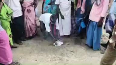 காட்டுமன்னார்கோயில்: குமராட்சியில் விவசாய தொழிலாளர் சங்கத்தினர் நகல் எரித்து போராட்டத்தில் ஈடுபட்டனர்