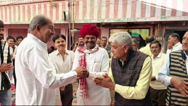 जीरापुर: माचलपुर नगर में सामाजिक कार्यक्रम में शामिल होने पहुंचे खिलचीपुर के पूर्व विधायक डॉक्टर राम प्रसाद दांगी