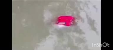 गोला गोकरणनाथ: थाना हैदराबाद क्षेत्र के खोखाय गांव के पास सीतापुर ब्रॉन्च नहर से महिला का शव बरामद