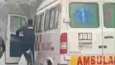 सिरौली गौसपुर: बदोसराय के रसूलपुर सेंट्रल बैंक ऑफ़ इंडिया के पास दो बाइक की आमने-सामने भिड़ंत, दो लोग गंभीर रूप से घायल