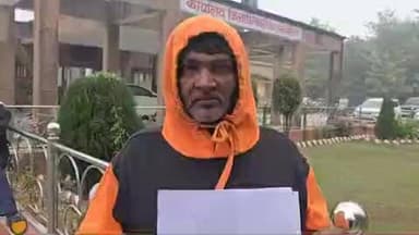 खलीलाबाद: शनिचरा गांव निवासी इश्तियाक अहमद ने कुछ लोगों पर जबरन जमीन पर कब्जा करने का आरोप लगाया, जिलाधिकारी को सौंपा पत्र