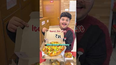 Rominus Cheesy Items at just ₹21🍕 #ytshorts #pizza #prayagraj #zomatooffer