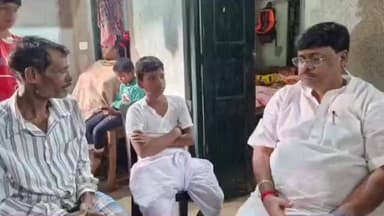 বিষ্ণুপুর ১: হৃদরোগে আক্রান্ত হয়ে মৃত্যু রামনগর গ্রামের সিভিক ভলেন্টিয়ার, মৃত সিভিক ভলেন্টিয়ারের পরিবারের দায়িত্ব নিলেন বিধায়ক