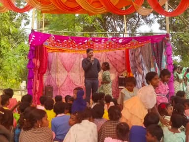 प्राथमिक विद्यालय बरकानी में वार्षिक त्योहार मनाया गया, समस्त ग्रामीण उपस्थित हुए